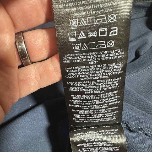 Guess Los Angeles Navy Blue Long Sleeve Logo Shirt - small - Picture 11 of 13